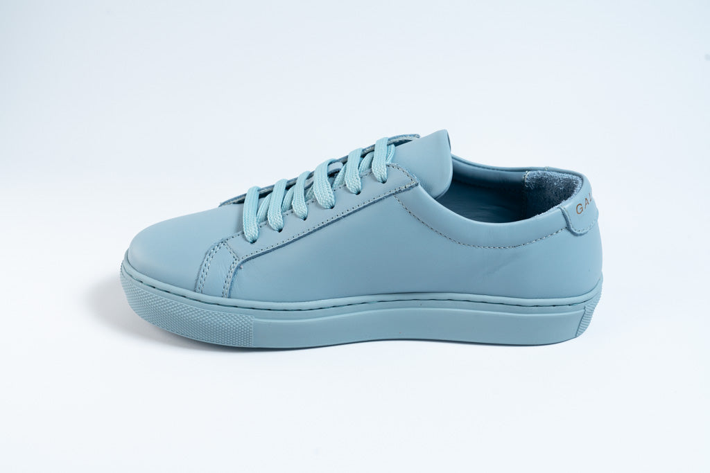 Lichtblauwe sneaker best sale