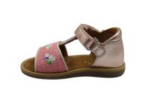 pom d'api eerste sandaaltje azalea