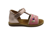 pom d'api eerste sandaaltje azalea