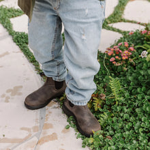 Blundstone kids clay