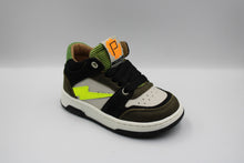 Poldino eerste sneakertje Sottobosco