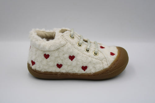 Naturino eerste stapper Cocoon Hearts Curly Milk