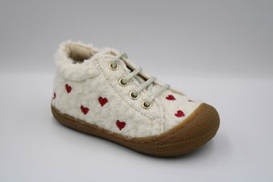 Naturino eerste stapper Cocoon Hearts Curly Milk