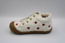 Naturino eerste stapper Cocoon Hearts Curly Milk