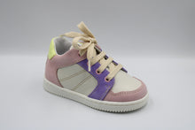 Romagnoli eerste sneakertje lila