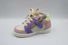 Romagnoli eerste sneakertje lila