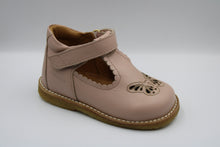 Angulus ballerina Rosebud met vlinder