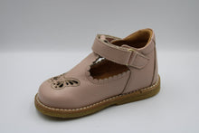 Angulus ballerina Rosebud met vlinder