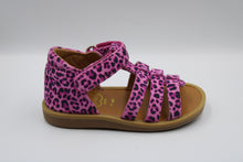 pom d'api eerste sandaaltje peonia