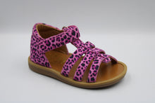 pom d'api eerste sandaaltje peonia