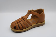 pom d'api eerste gesloten sandaaltje cuero