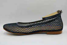 confetti ballerina ocean