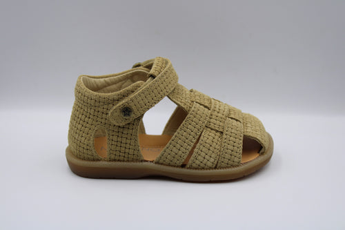 Naturino gesloten sandaal Sand suede woven