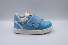 Poldino eerste sneakertje Azzuro
