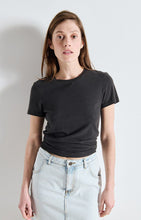 american vintage dames t-shirt ypawood koolstof gevlekt