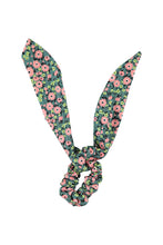 piupiuchick scrunchie green with multicolor flowers