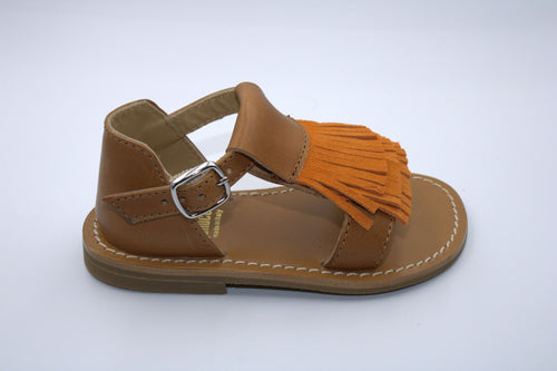 Gallucci eerste camel sandaal met oranje fringes
