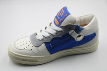 Rondinella witte sneaker met blauwe en oranje accenten