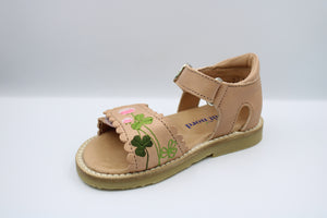 Petit Nord Blooming Clover Scallop Velcro Sandal Soft Pink