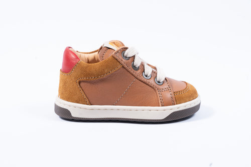 ocra eerste stappertje camel met rood detail